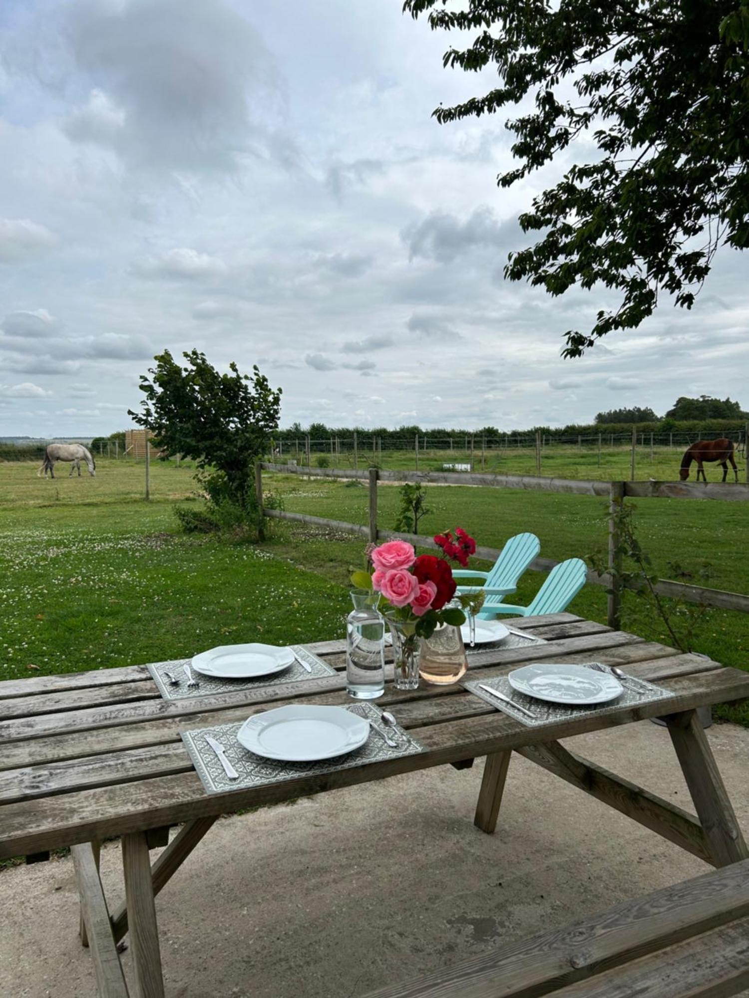 Le Clos De L'Angley Gites Et Ecurie Caffiers Bagian luar foto